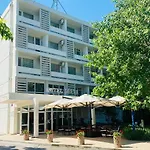 Ξενοδοχείο Delta 3*