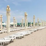 Delta Ξενοδοχείο 3*