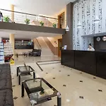 Ξενοδοχείο Delta 3*